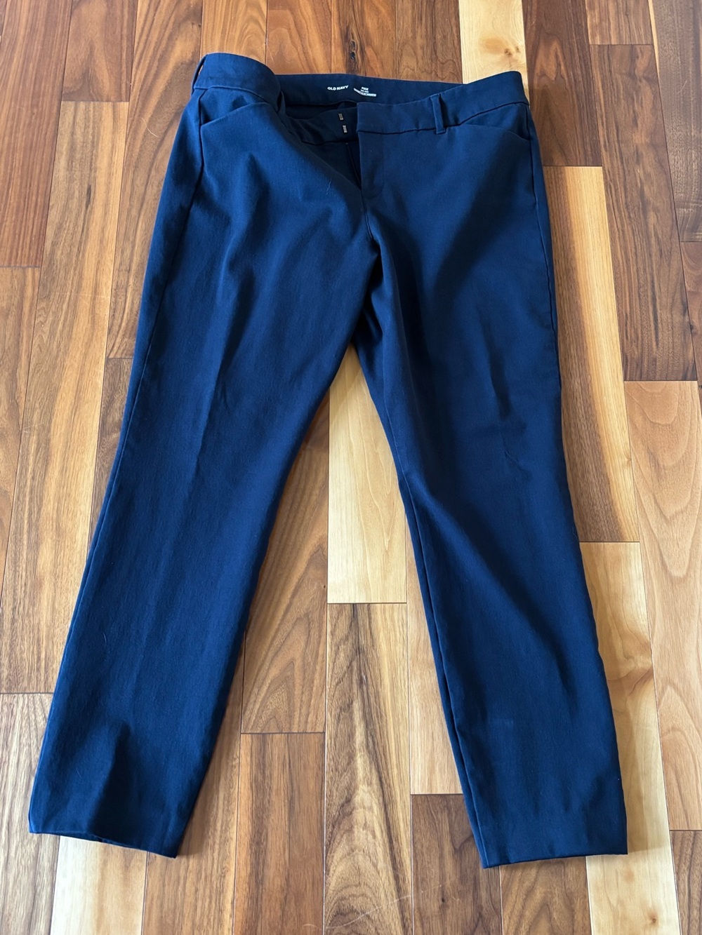 NWOT Old Navy Women's Navy Pixie Pants, Mid-Rise, Size 12P, Navy Blue, Inseam 26